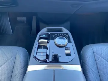 BMW iX M60 Laser HUD DA Pro B&W