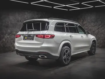 GLS 580 4M/AMG/NIGHT/AHK/AIR/PANO/2KLIMA/5+2/DIS