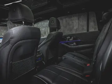 GLS 580 4M/AMG/NIGHT/AHK/AIR/PANO/2KLIMA/5+2/DIS