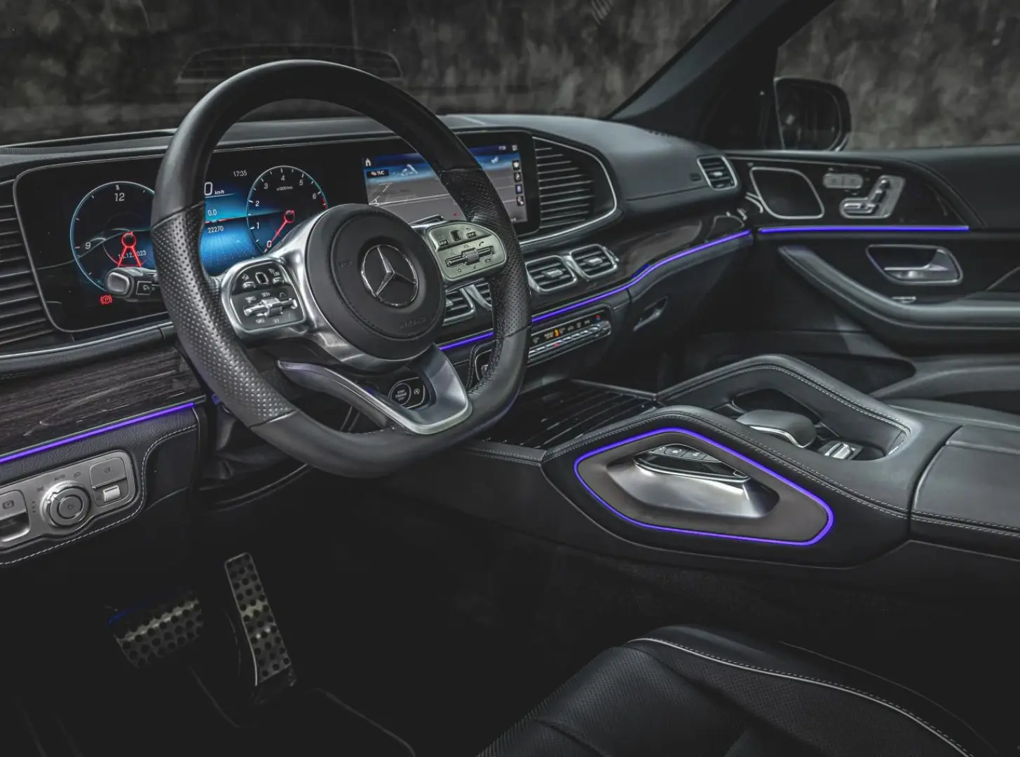 GLS 580 4M/AMG/NIGHT/AHK/AIR/PANO/2KLIMA/5+2/DIS