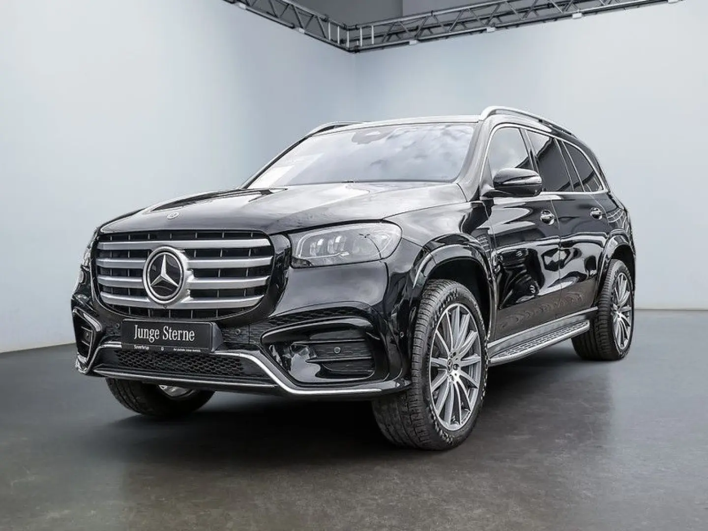 GLS 580 4M // BURM AMG SPUR DISTR AIRMATIC PANO