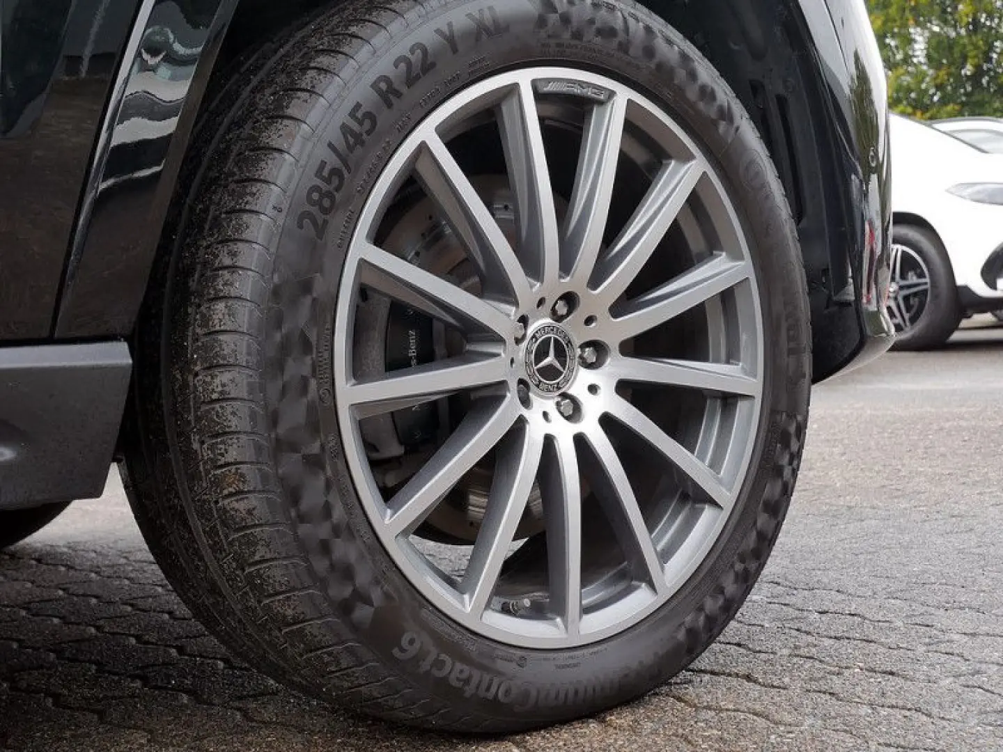 GLS 580 4M // BURM AMG SPUR DISTR AIRMATIC PANO