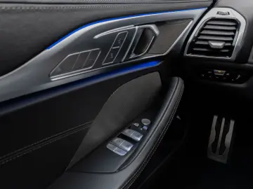 BMW M850i xD GranCoupé Panorama Laser H/K SoftCl 20