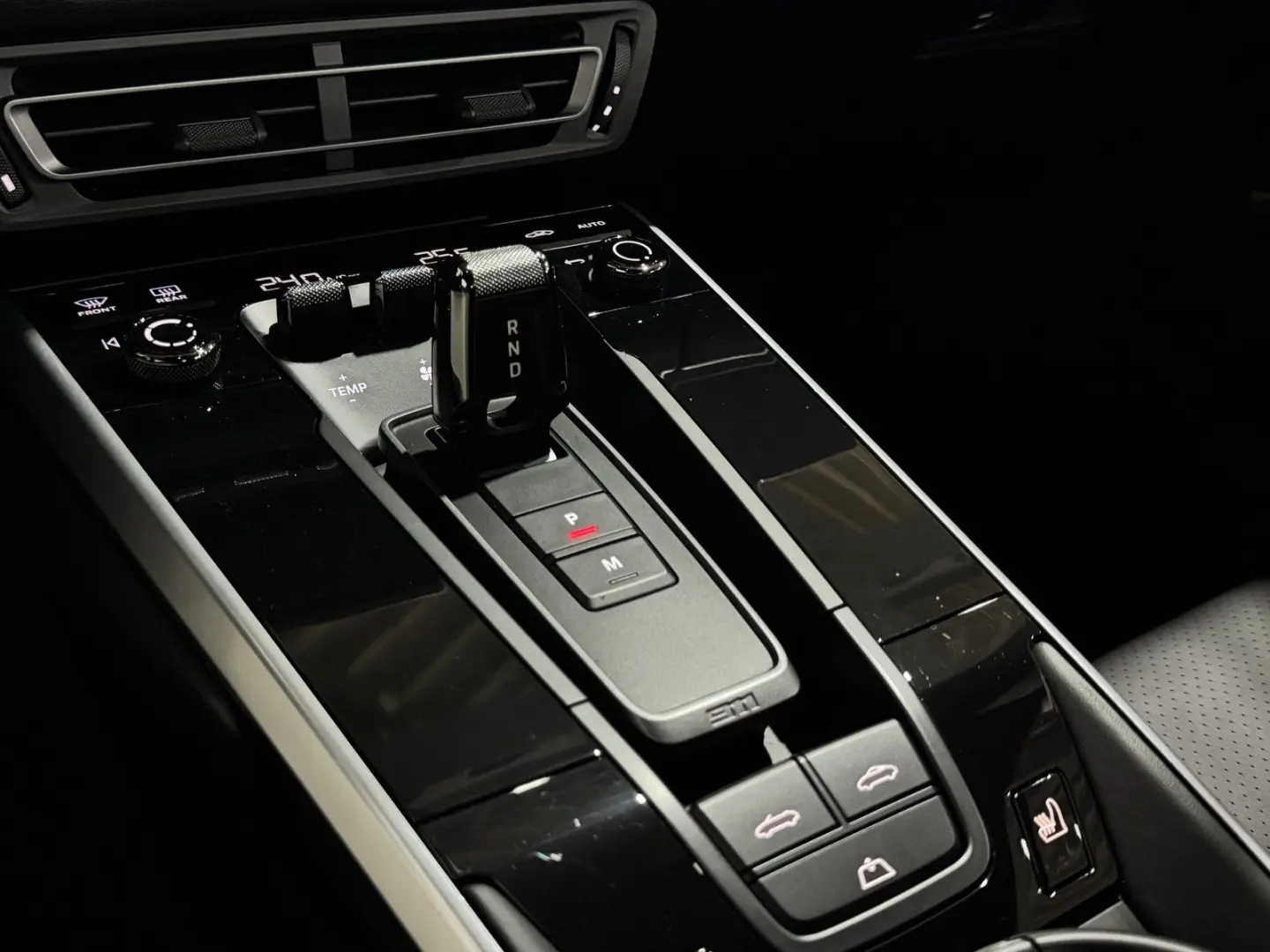 911 Carrera 4 S Cabriolet GT Sport Chrono BOSE