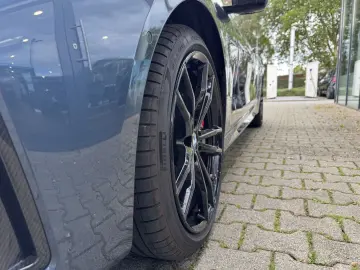 M440i xDrive Coupe M-Sport