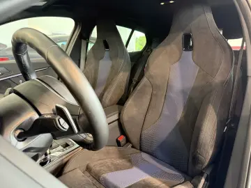 M135i xDrive INDIVIDUAL