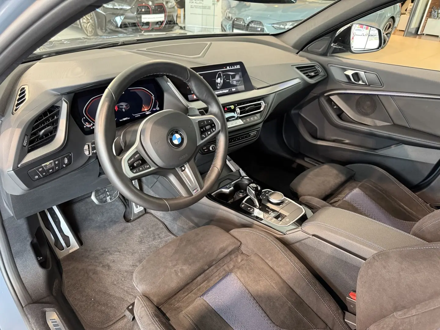 M135i xDrive INDIVIDUAL