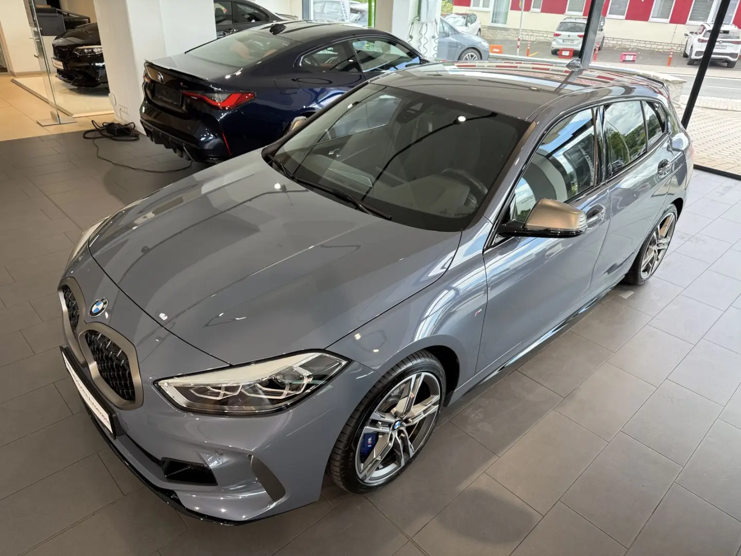M135i xDrive INDIVIDUAL