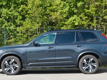 XC90 B5 AWD R-Design PilotAs/360°/TWA/Key/Memory