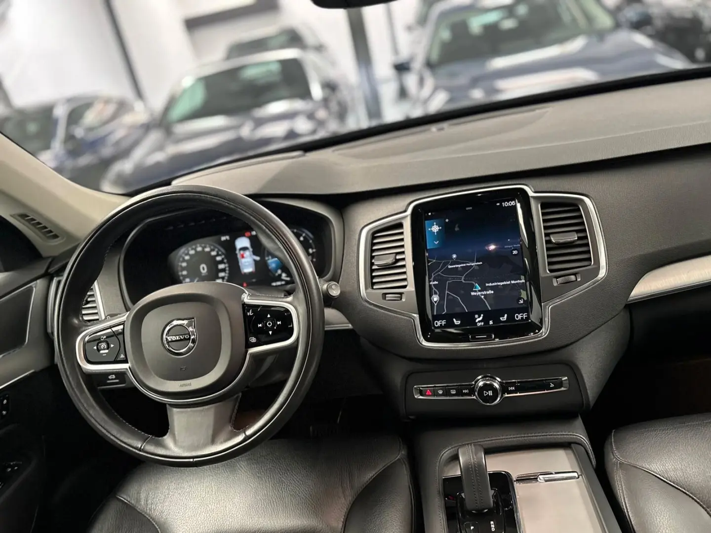 Momentum Pro AWD 360* AHK* 1.HAND *HUD
