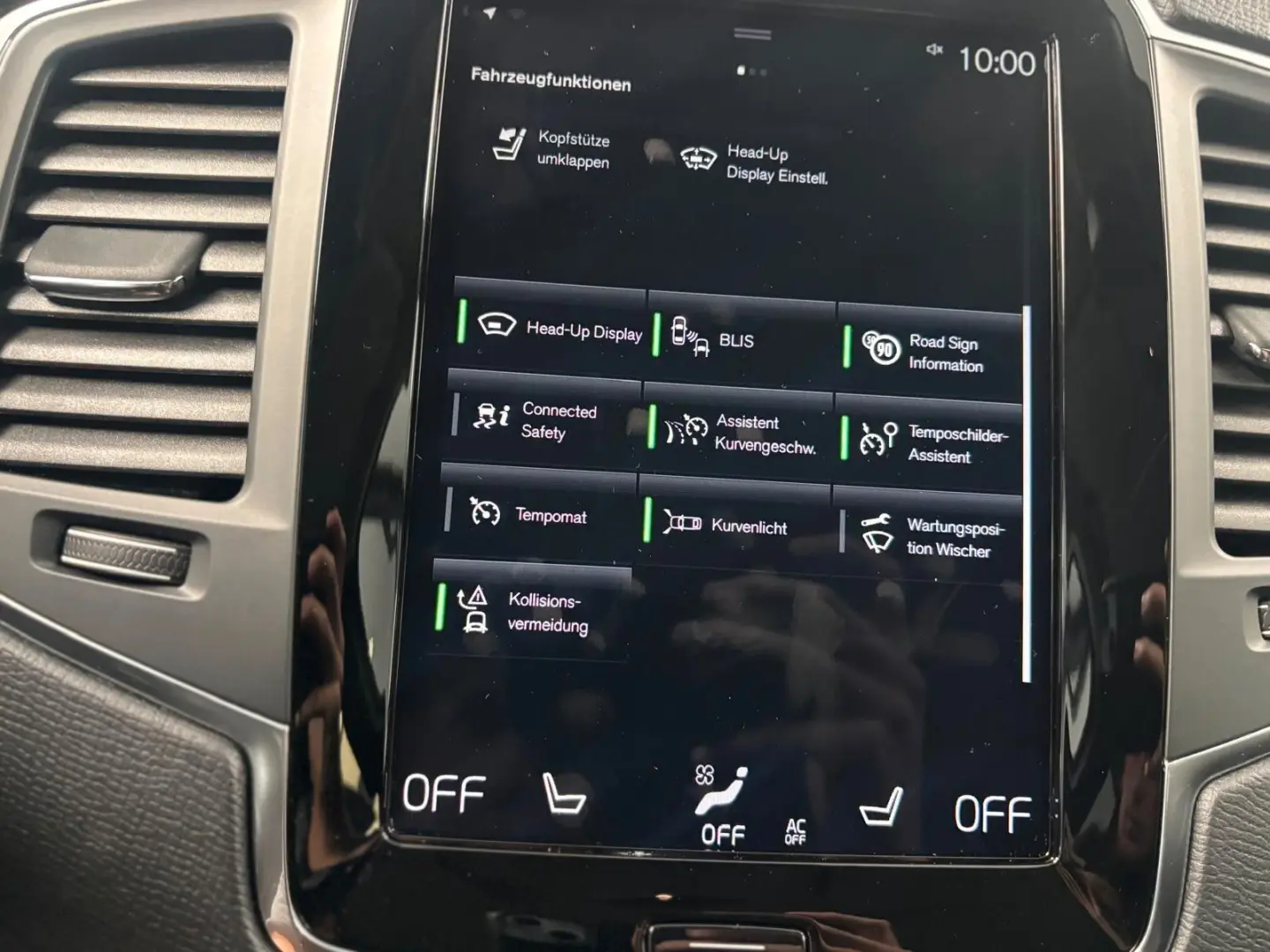 Momentum Pro AWD 360* AHK* 1.HAND *HUD