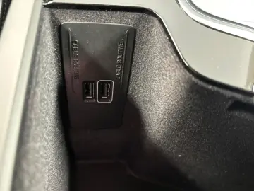 Momentum Pro AWD 360* AHK* 1.HAND *HUD