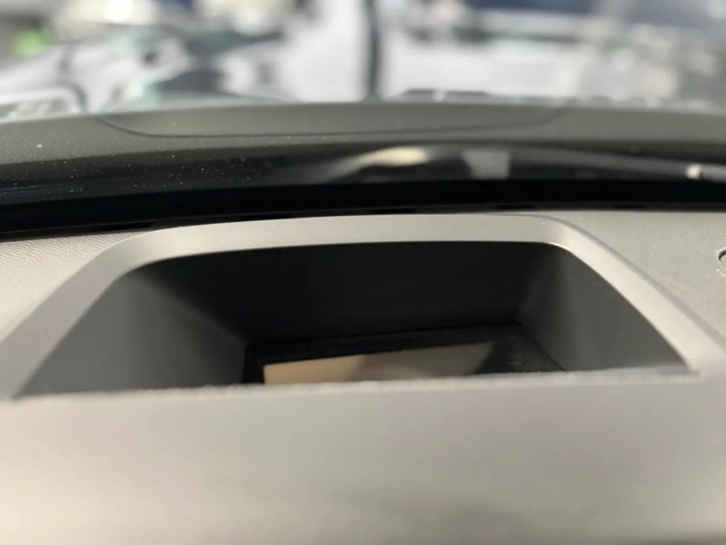 Momentum Pro AWD 360* AHK* 1.HAND *HUD