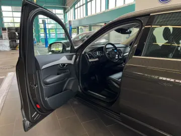 XC90 B5 AWD Momentum-Pro Aut Glasd Voll-LED 20''