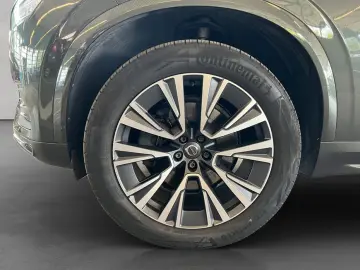 XC90 B5 AWD Momentum-Pro Aut Glasd Voll-LED 20''