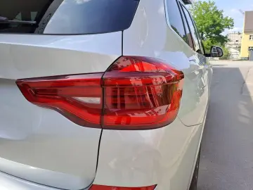X3 xDrive30d Aut M Sport~Standheizung~ServiceNeu