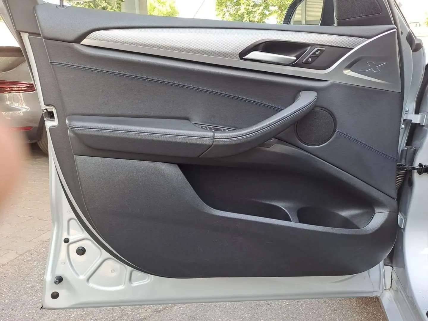 X3 xDrive30d Aut M Sport~Standheizung~ServiceNeu