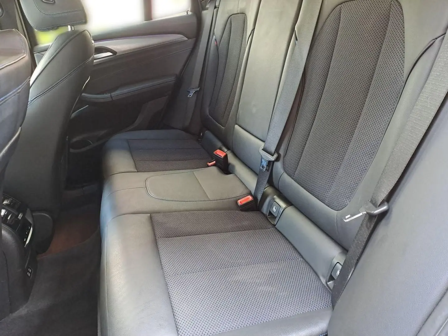 X3 xDrive30d Aut M Sport~Standheizung~ServiceNeu