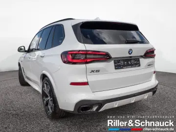 X5 xDrive 45e M-Sport SHZ AHK ACC HUD PANO LASER