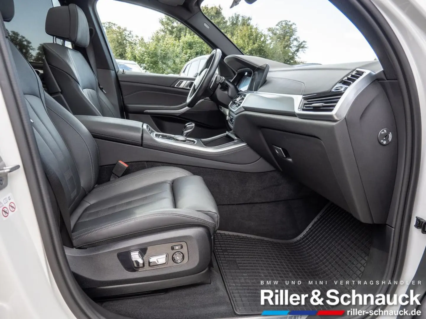 X5 xDrive 45e M-Sport SHZ AHK ACC HUD PANO LASER