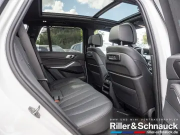 X5 xDrive 45e M-Sport SHZ AHK ACC HUD PANO LASER