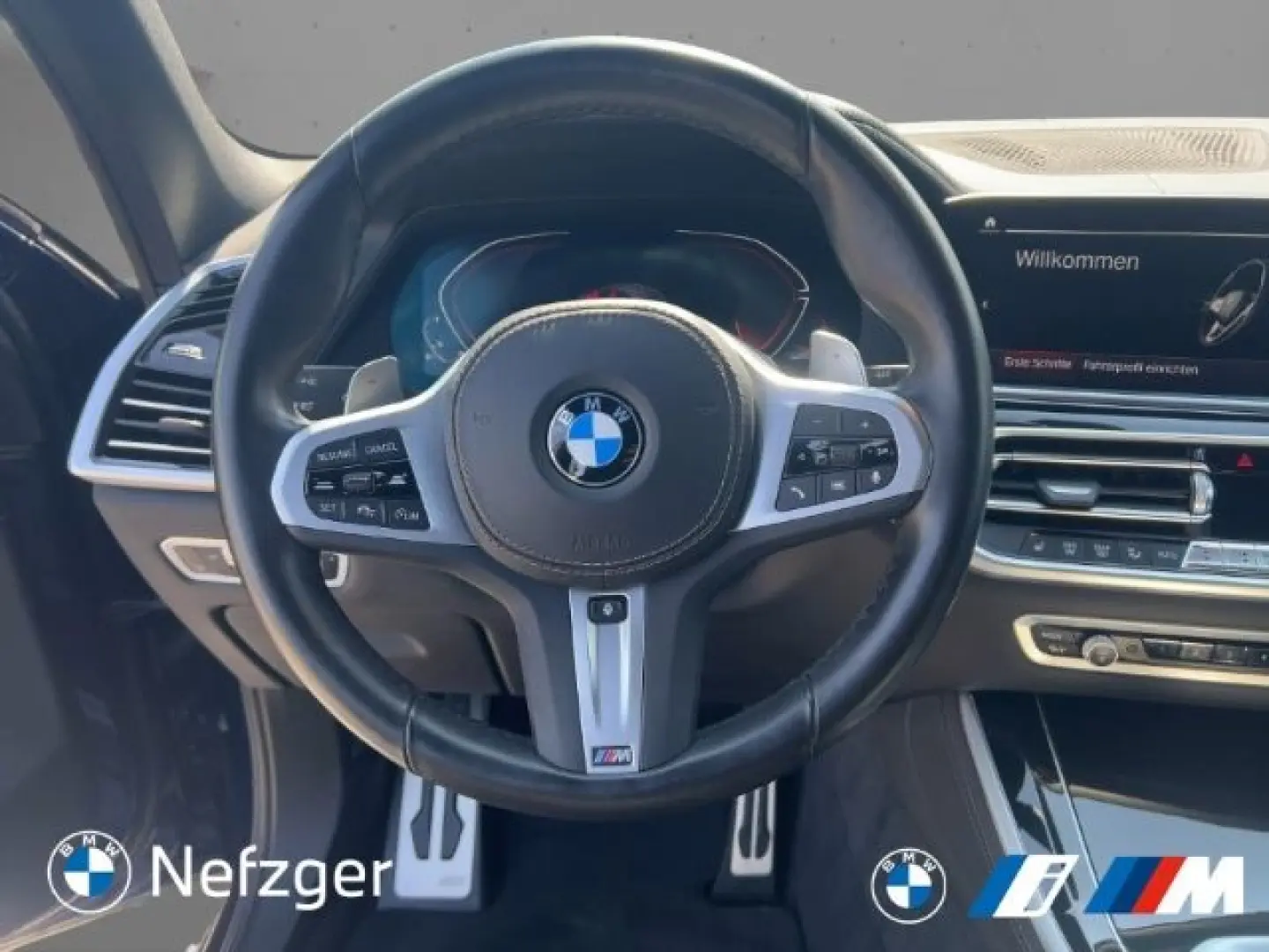 X5 xDrive40i M Sport HUD Pano Laser 360 Grad