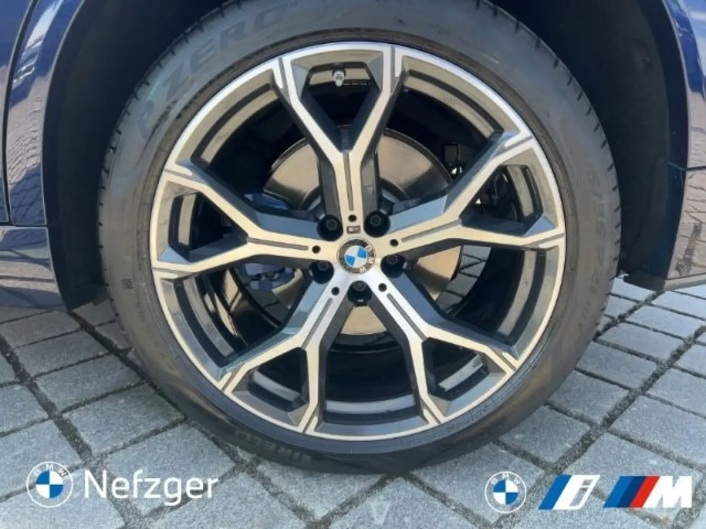 X5 xDrive40i M Sport HUD Pano Laser 360 Grad