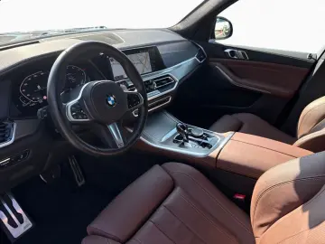 X5 xDr.30d M Sport HUD  Laser DAProf. Pano Navi