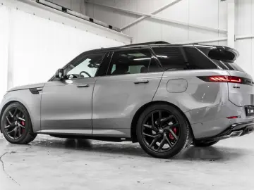 Range Rover Sport P460e Hybrid Dynamic SE