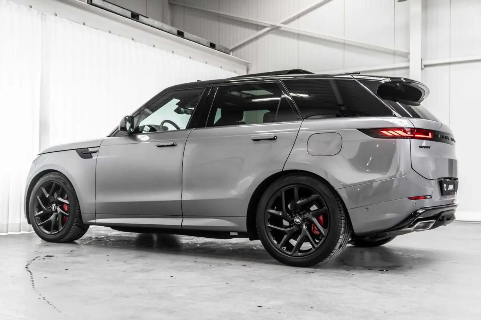 Range Rover Sport P460e Hybrid Dynamic SE