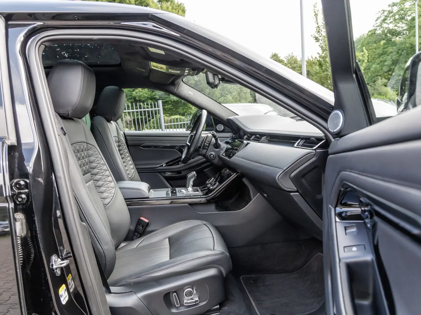 Range Rover Evoque P300e Autobiogra. Matrix LED