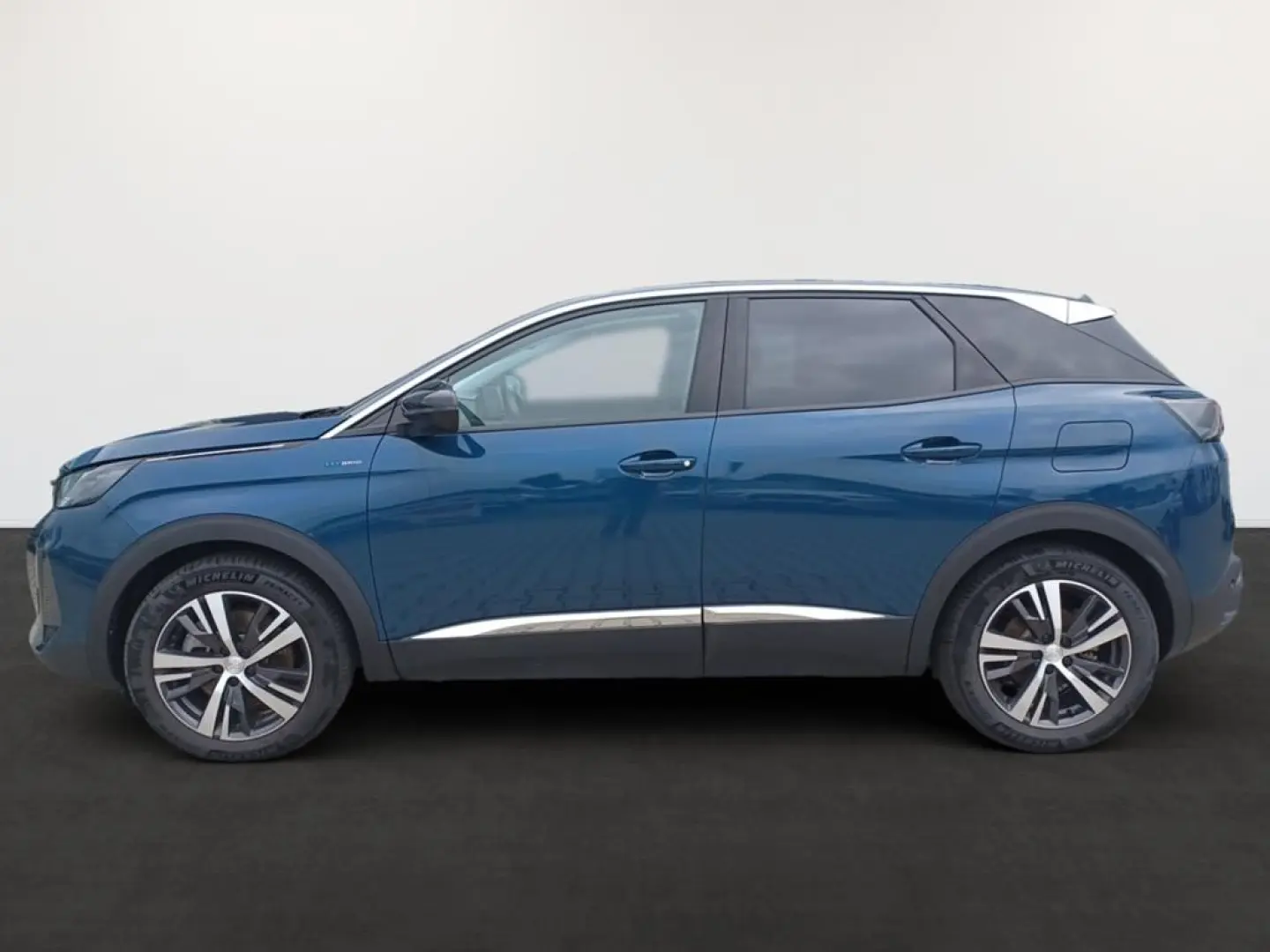 3008 Hybrid 225 Allure