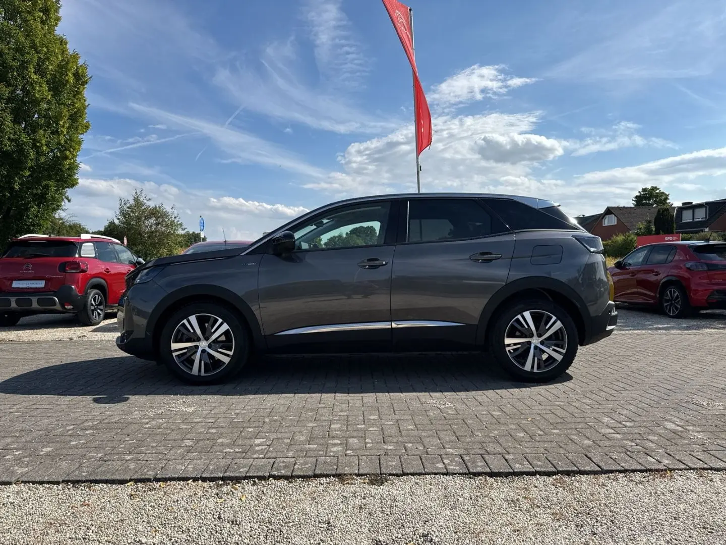 3008 Allure Plug-In Hybrid 225 e-EAT8 Navi SHZ
