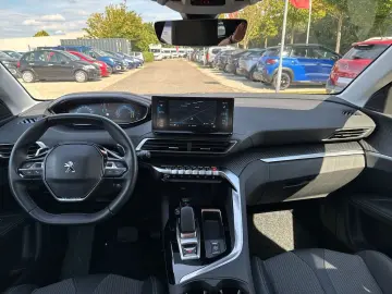 3008 Allure Plug-In Hybrid 225 e-EAT8 Navi SHZ