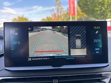 3008 Allure Plug-In Hybrid 225 e-EAT8 Navi SHZ
