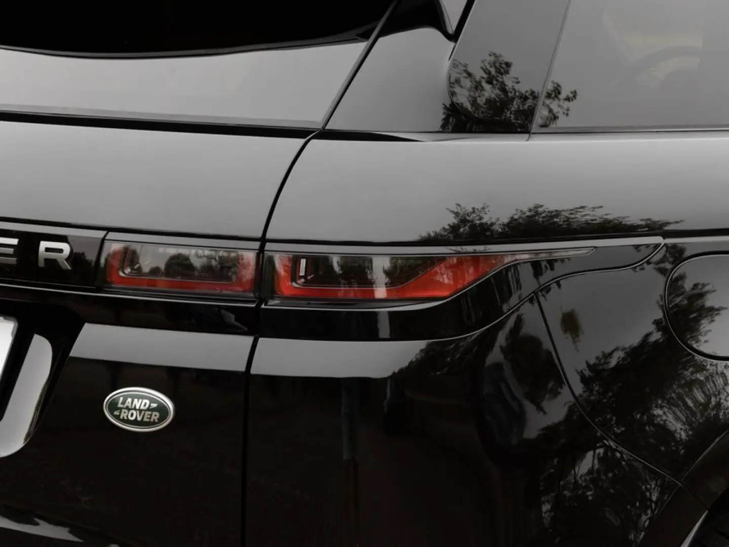 Range Rover Evoque P200 R-Dynamic SE