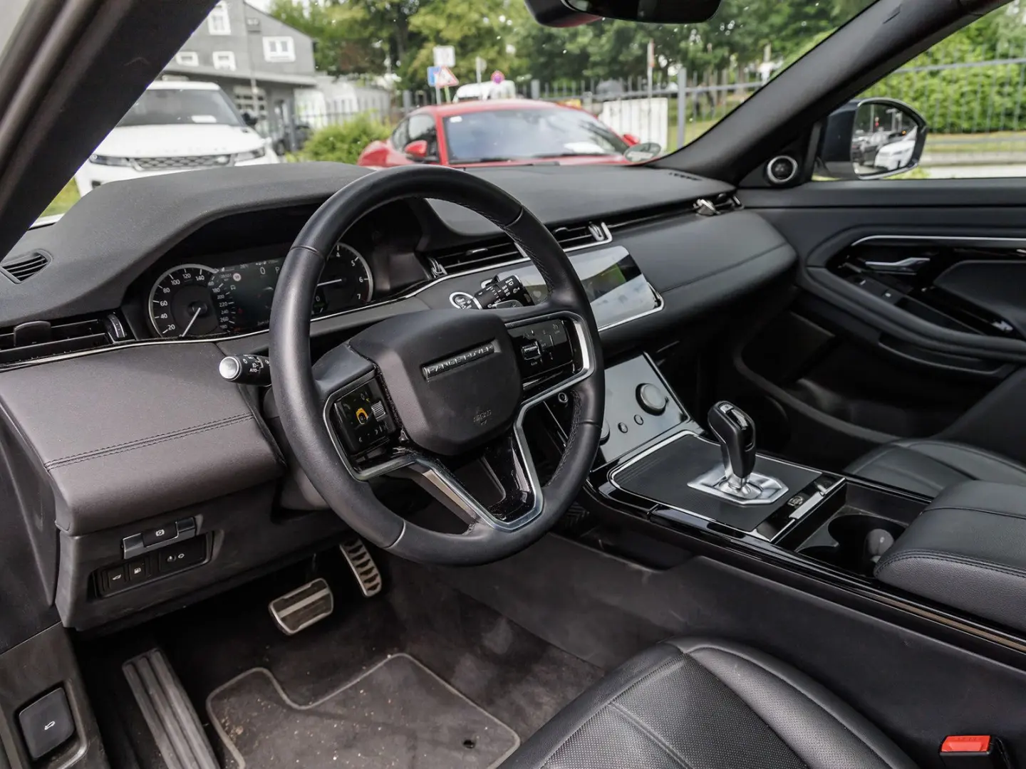 Range Rover Evoque P300e SE R-Dynamic Pano BLACK