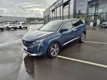 3008 Allure Pack PHEV 225 SHZ ACC Allwetter