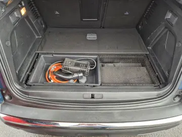 3008 Allure Pack PHEV 225 SHZ ACC Allwetter
