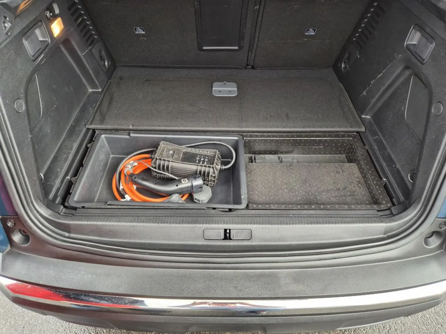 3008 Allure Pack PHEV 225 SHZ ACC Allwetter