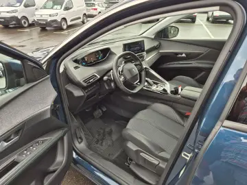 3008 Allure Pack PHEV 225 SHZ ACC Allwetter