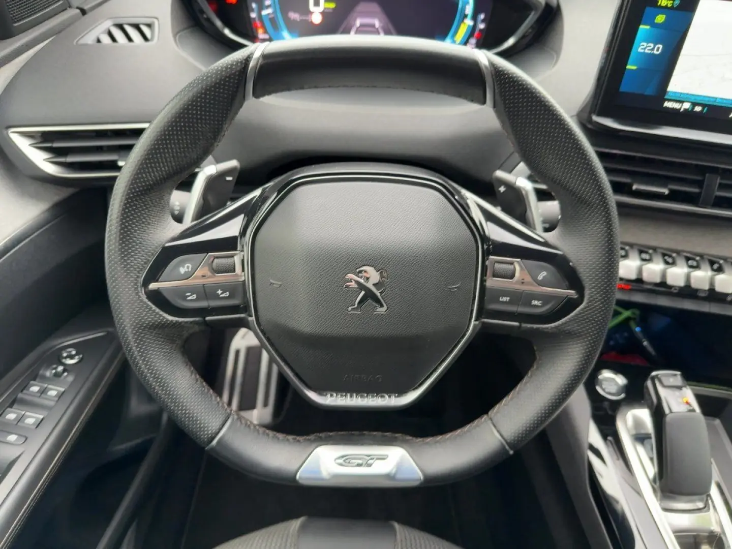 3008 AT8 Hybrid 225 GT FullLED/Navi/PDC/180°Kam