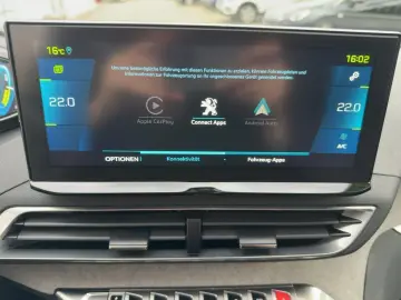 3008 AT8 Hybrid 225 GT FullLED/Navi/PDC/180°Kam