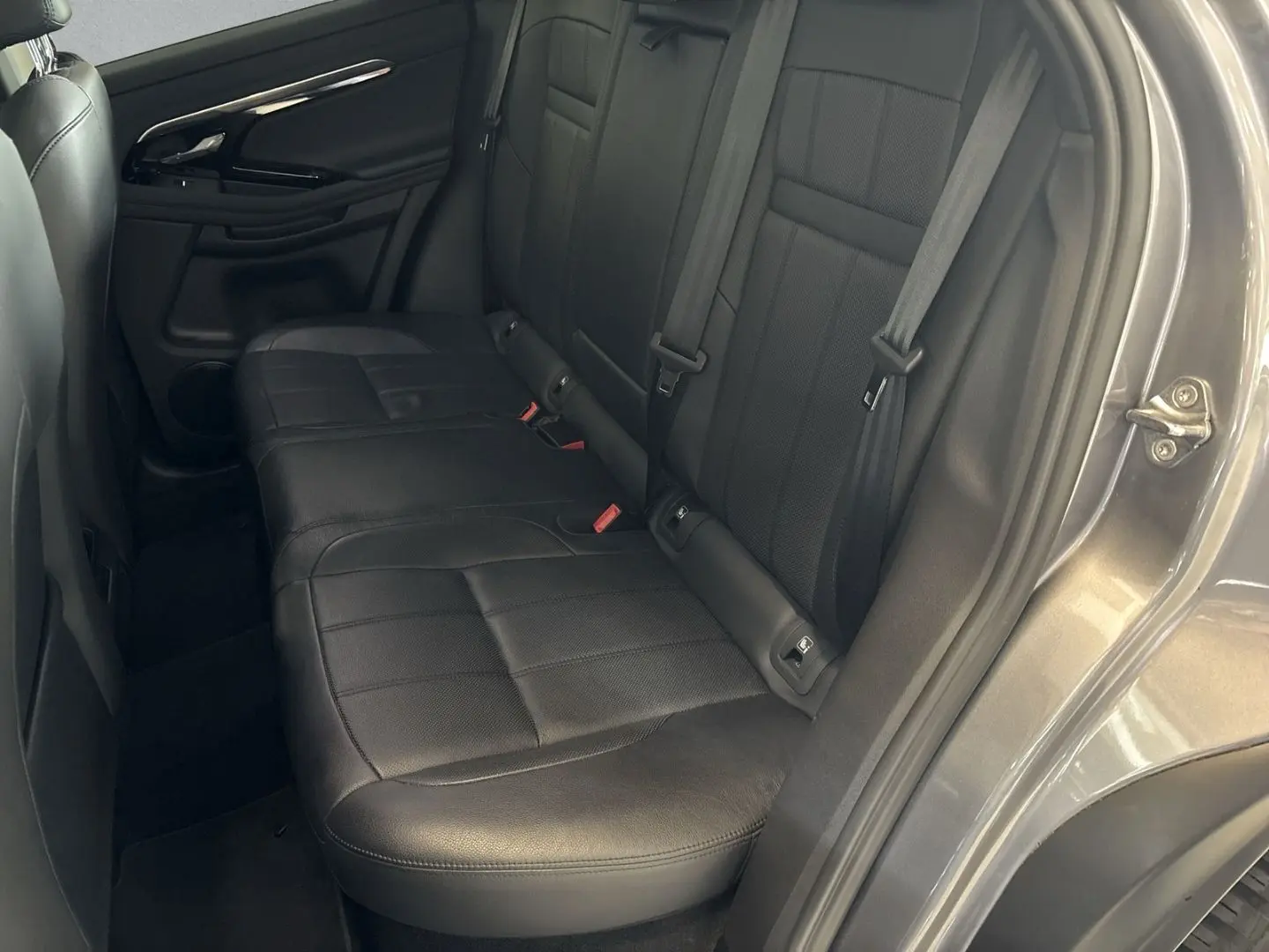 Range Rover Evoque 2.0 D200 R-Dynam. SE PANO ACC