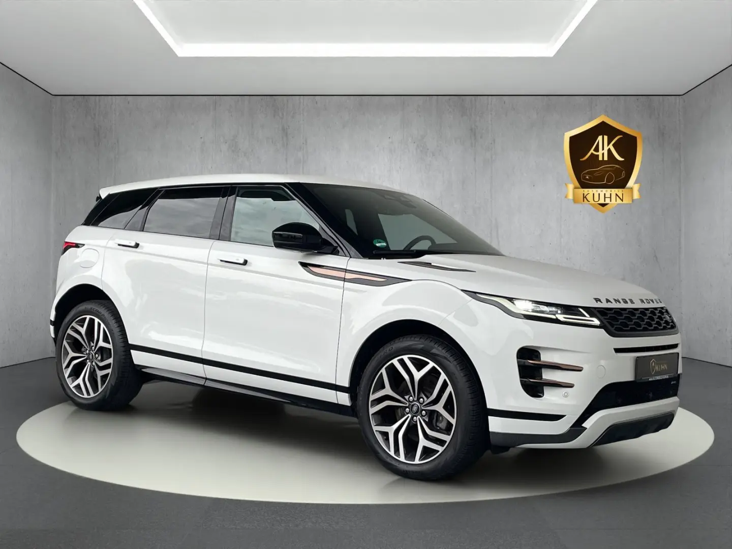 Range Rover Evoque R-Dynamic SE*