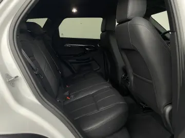 Range Rover Evoque R-Dynamic SE*