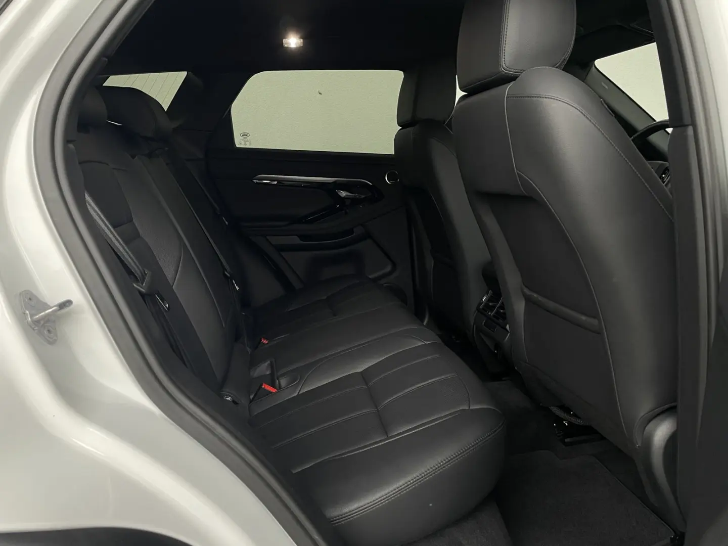 Range Rover Evoque R-Dynamic SE*