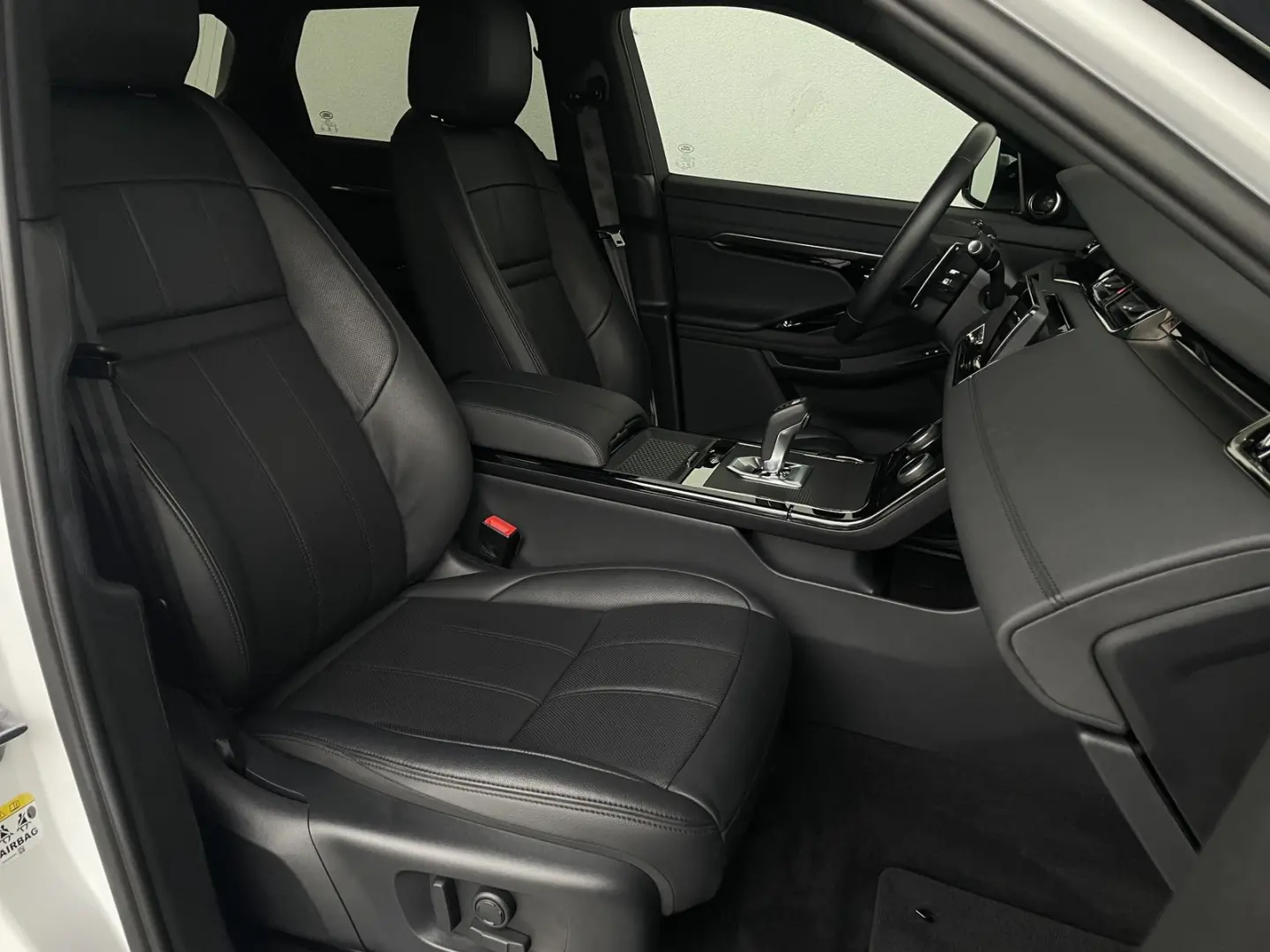Range Rover Evoque R-Dynamic SE*