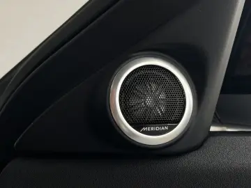 Range Rover Evoque R-Dynamic SE*