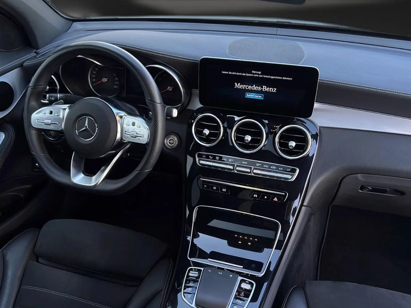 GLC 200 AMG Coupe 19*Night*Sdach*Kamera*Alcantar